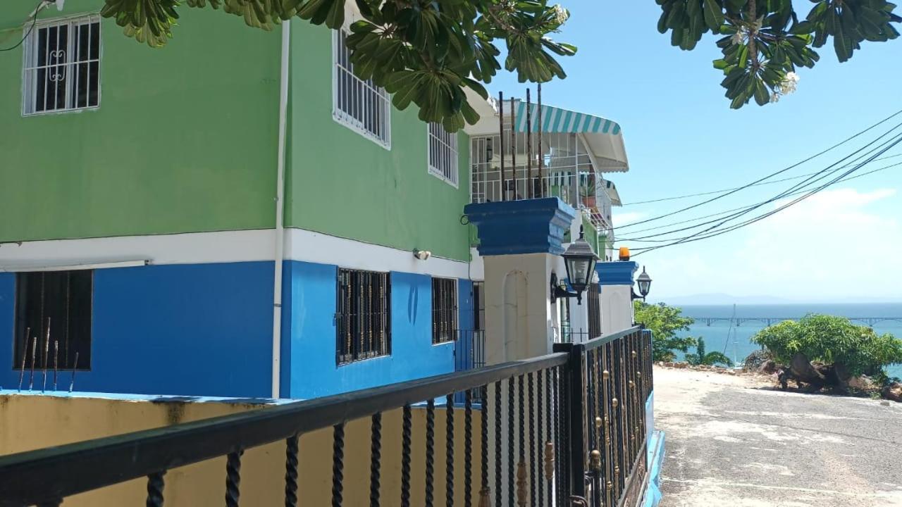 Apto 2Habitaciones Con Aire Y Vista Al Malecon De Samana Dış mekan fotoğraf